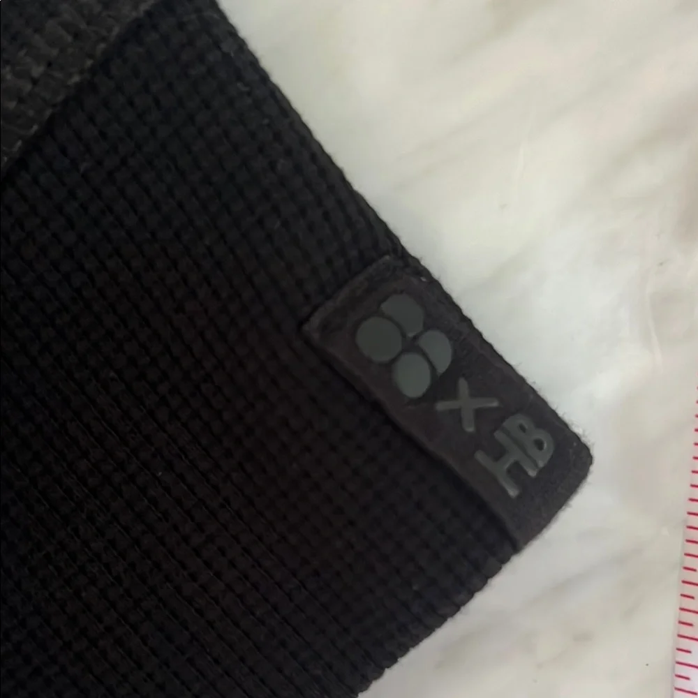 Halle Berry for Sweaty Betty Black Fitted Buttoned Bodysuit - Picture 3 of 8